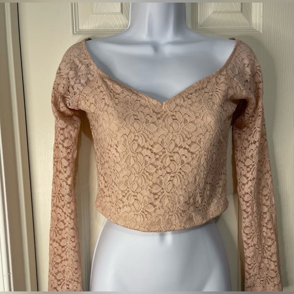 Arden B Lace Pink Y2K V-Neck Vintage Crop Top size Medium